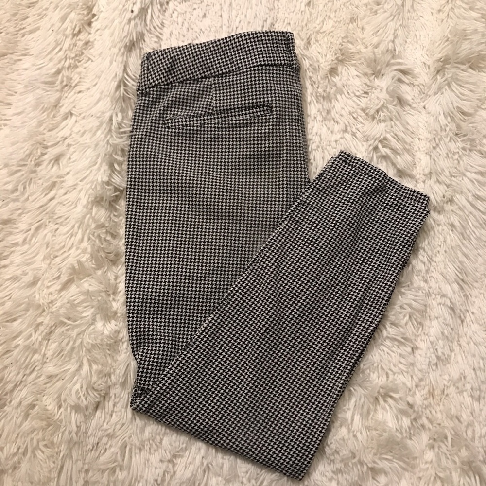 Tight ankle length pant